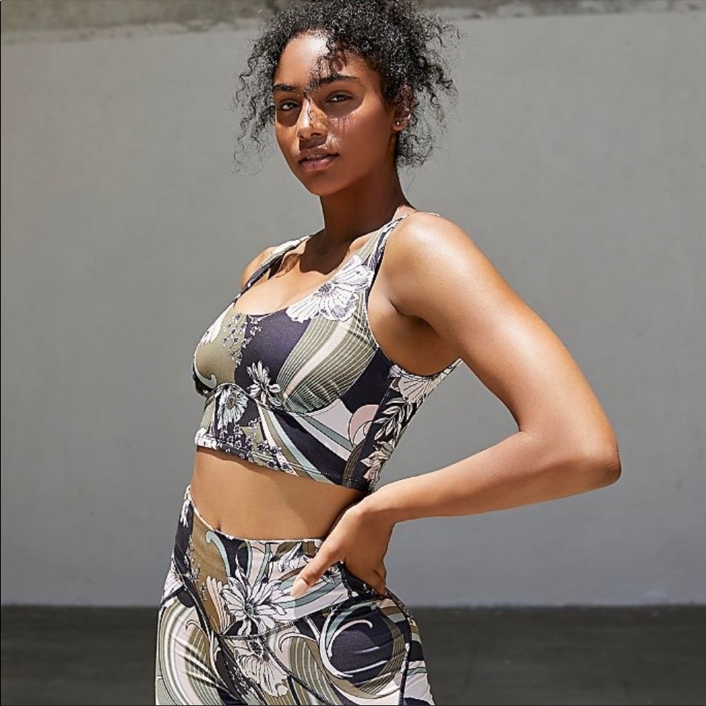 Free People wave crush sports Bra black combo